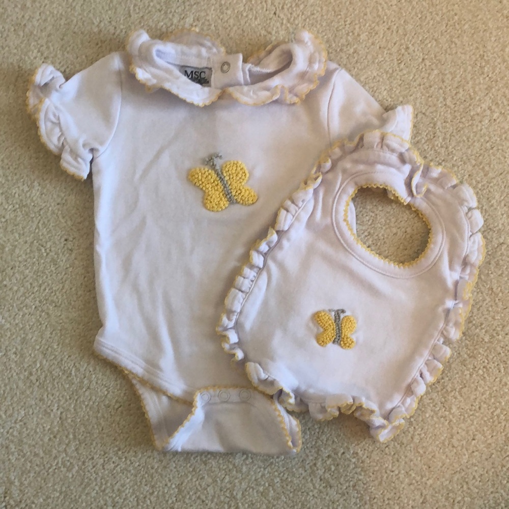 Pima cotton 0-6 month onesie with matching bib. White with yellow butterfly.